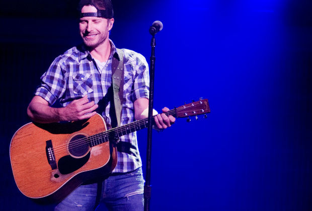 Dierks Bentley, 10/10/2013